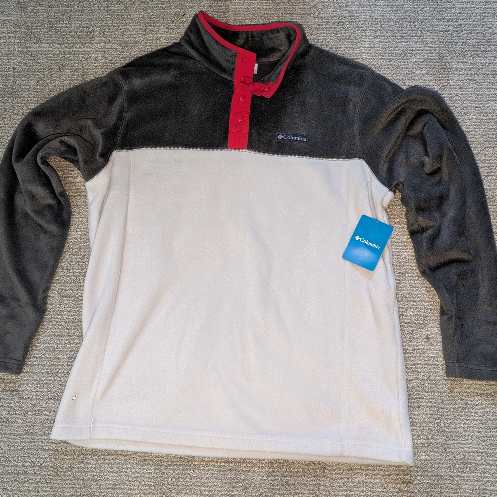 Columbia Black and Cream Fleece Pullover
